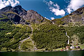 Norvegia, la regione dei fiordi, vedute durante la gita in battello lungo l'Aurlandsfjord e il Noeroyfjord. 